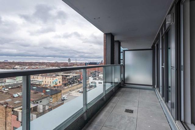 1019 - 30 Baseball Pl, Condo with 2 bedrooms, 1 bathrooms and 0 parking in Toronto ON | Image 9