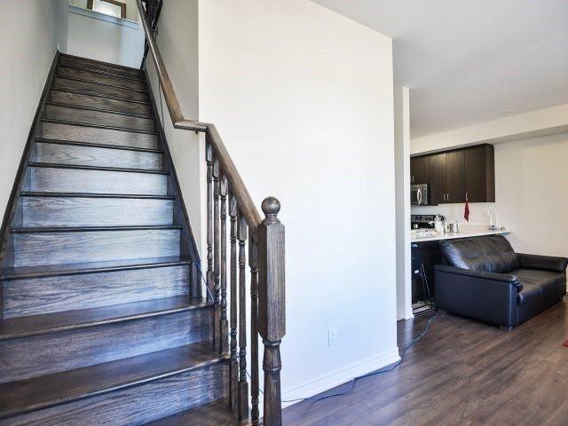 suite 5 - 9621 Jane St, Townhouse with 2 bedrooms, 2 bathrooms and 1 parking in Vaughan ON | Image 6