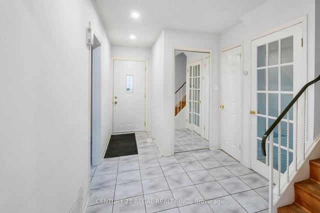 9 Pilot St, House semidetached with 4 bedrooms, 3 bathrooms and 2 parking in Toronto ON | Image 20
