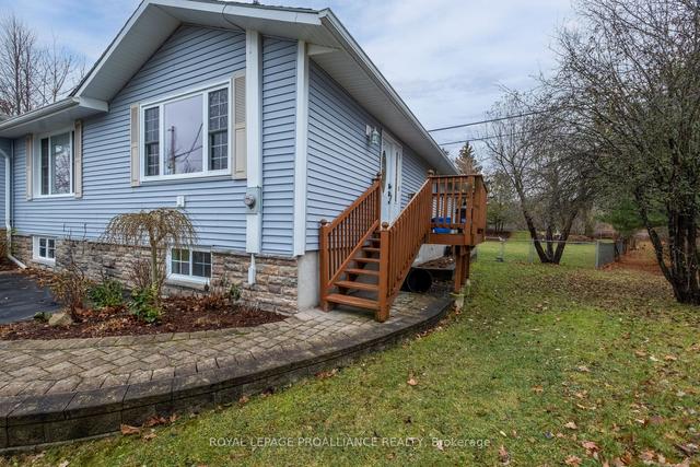 659 Aylmer Cres, House detached with 4 bedrooms, 3 bathrooms and 4 parking in Kingston ON | Image 23