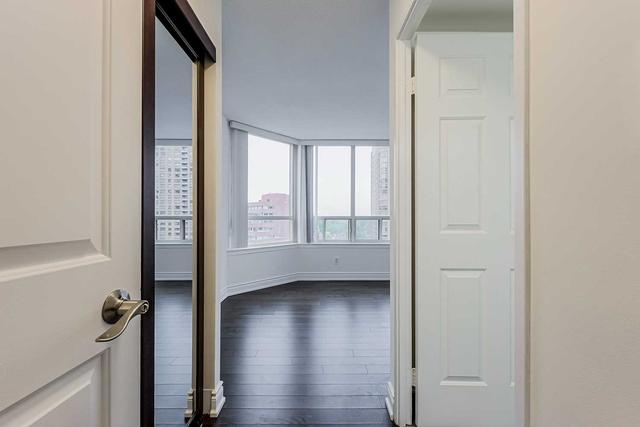 1611 - 30 Greenfield Ave, Condo with 2 bedrooms, 3 bathrooms and 1 parking in Toronto ON | Image 22
