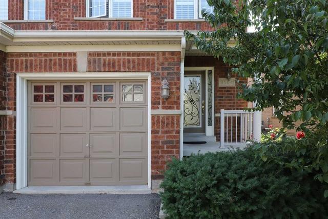 3564 Southwick St, House semidetached with 3 bedrooms, 3 bathrooms and 3 parking in Mississauga ON | Image 12