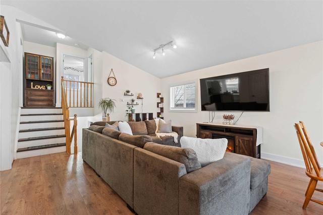 66 Draper Cres, House detached with 2 bedrooms, 2 bathrooms and 3 parking in Barrie ON | Image 17