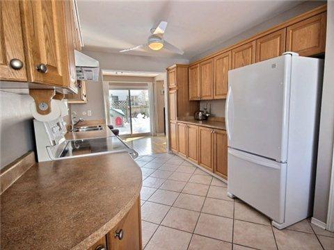 3761 Autumnwood St, House detached with 3 bedrooms, 3 bathrooms and 3 parking in Ottawa ON | Image 12