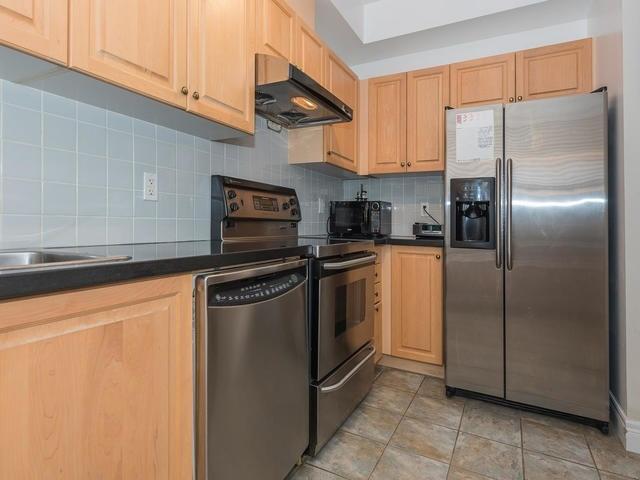 ThB - 1 Clairtrell Rd, Townhouse with 3 bedrooms, 4 bathrooms and 2 parking in Toronto ON | Image 10