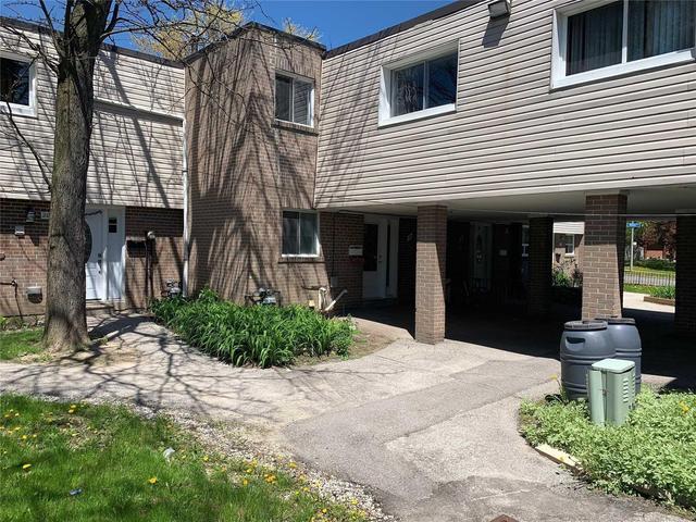 19 - 435 Silverstone Dr, Townhouse with 4 bedrooms, 4 bathrooms and 1 parking in Toronto ON | Image 2