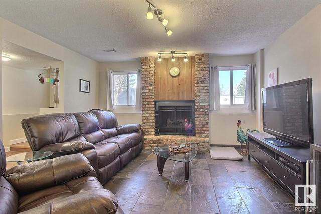 10862 33a Av Nw, House detached with 4 bedrooms, 1 bathrooms and null parking in Edmonton AB | Image 14