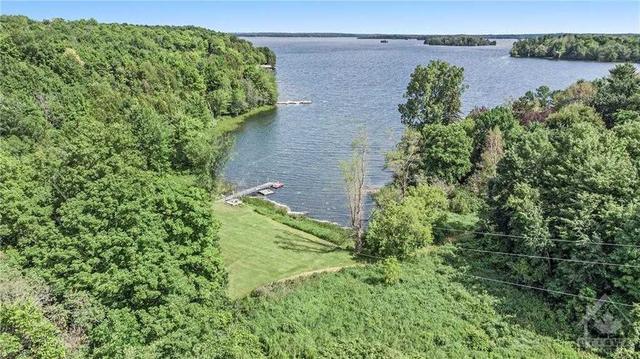 3837 Big Rideau Lake Rd, House detached with 3 bedrooms, 2 bathrooms and 6 parking in Rideau Lakes ON | Image 12
