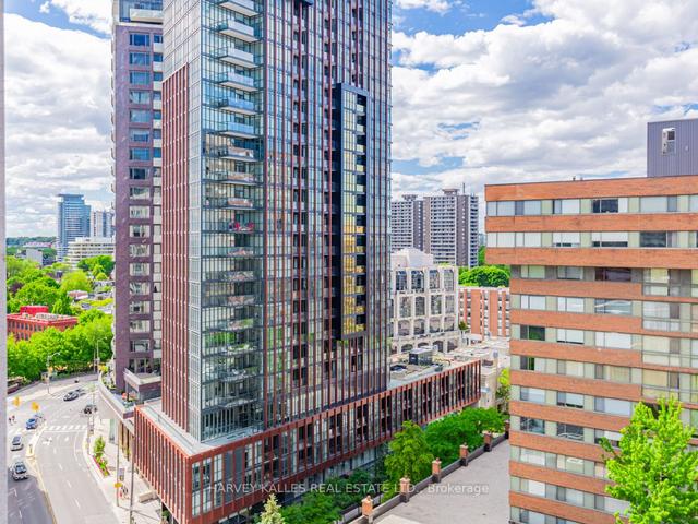1301 - 8 Scollard St, Condo with 1 bedrooms, 1 bathrooms and 0 parking in Toronto ON | Image 12
