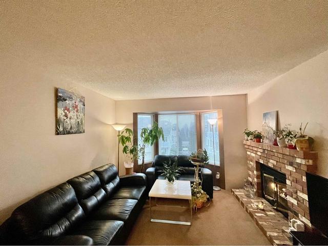 102 - 2003 Clarke Street, House attached with 3 bedrooms, 3 bathrooms and 2 parking in Port Moody BC | Image 9