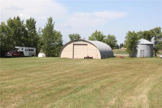 251073 Township Road 232 Township, House detached with 3 bedrooms, 2 bathrooms and 10 parking in Wheatland County AB | Image 7