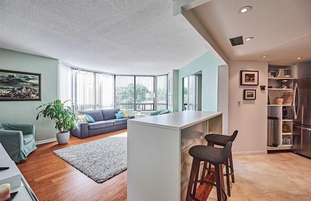 226 - 255 The Donway W Rd, Condo with 2 bedrooms, 2 bathrooms and 1 parking in Toronto ON | Image 36