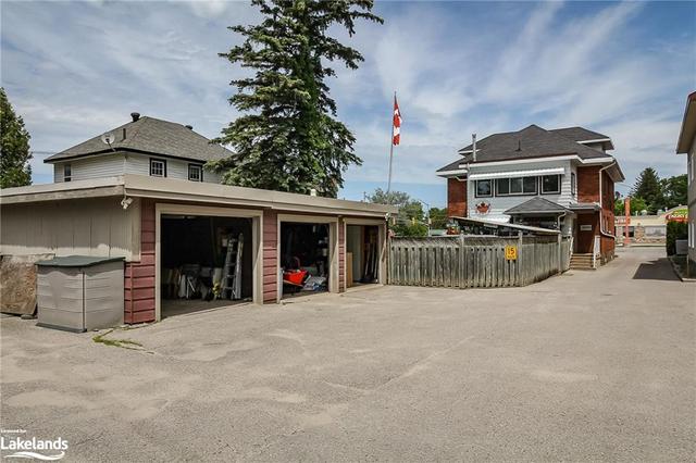 390 King Street, House detached with 3 bedrooms, 2 bathrooms and 8 parking in Midland ON | Image 45