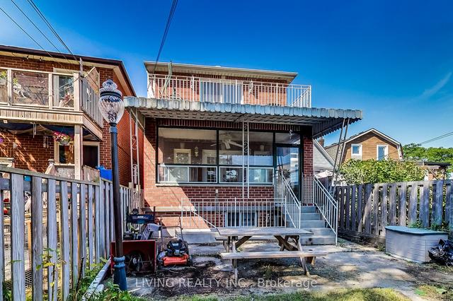 605 Jane St, House detached with 3 bedrooms, 3 bathrooms and 2 parking in Toronto ON | Image 30
