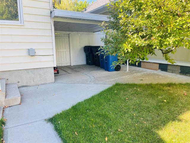 619 10 Street S, House detached with 3 bedrooms, 1 bathrooms and 3 parking in Lethbridge County AB | Image 43