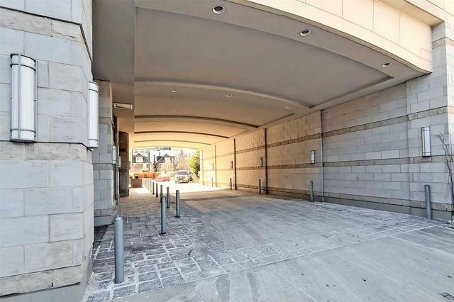 409 - 23 Glebe Rd W, Condo with 2 bedrooms, 2 bathrooms and 1 parking in Toronto ON | Image 32