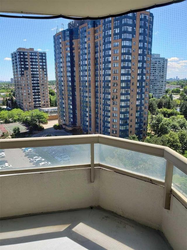 1101 - 150 Alton Towers Circ, Condo with 2 bedrooms, 2 bathrooms and 1 parking in Toronto ON | Image 11