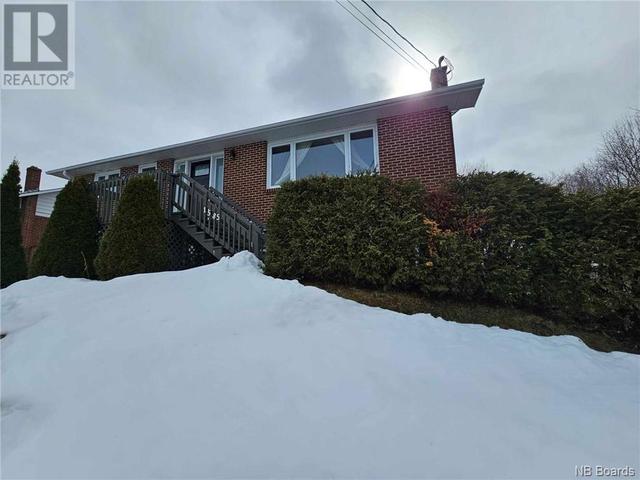 1585 Keith, House detached with 4 bedrooms, 2 bathrooms and null parking in Bathurst NB | Image 2