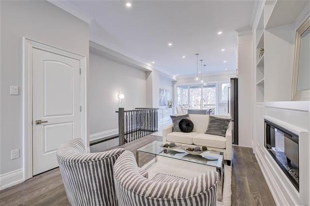 109b Robinson Ave, House detached with 4 bedrooms, 4 bathrooms and 2 parking in Toronto ON | Image 30