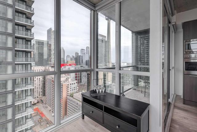 2402 - 88 Blue Jays Way, Condo with 1 bedrooms, 1 bathrooms and null parking in Toronto ON | Image 10