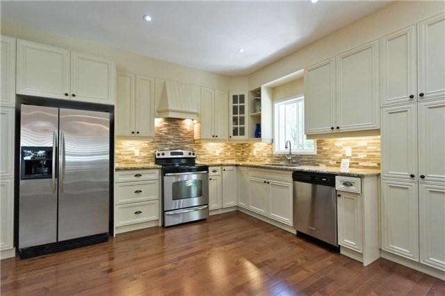 65 English Oak Dr, House detached with 4 bedrooms, 3 bathrooms and 3 parking in Richmond Hill ON | Image 7