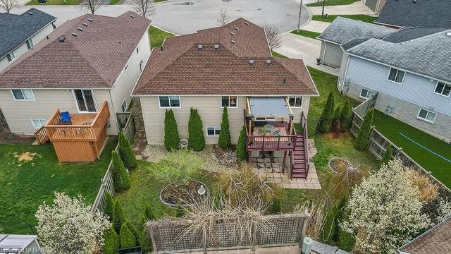 8423 Atack Court, House detached with 3 bedrooms, 2 bathrooms and 1 parking in Niagara Falls ON | Image 38