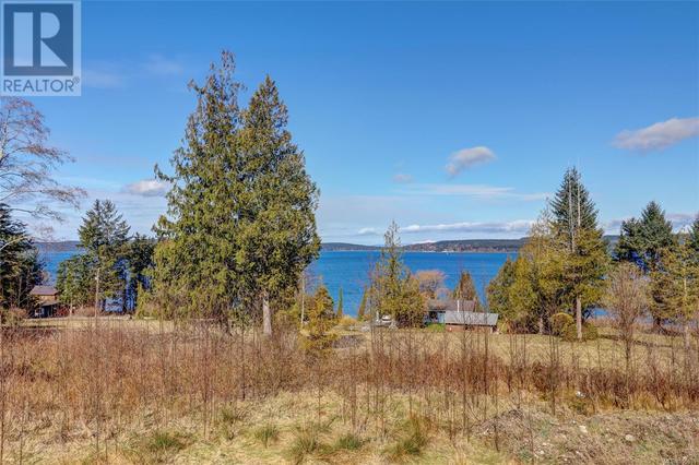 850 Lanqvist Rd, House detached with 3 bedrooms, 2 bathrooms and 6 parking in Mount Waddington C BC | Image 27