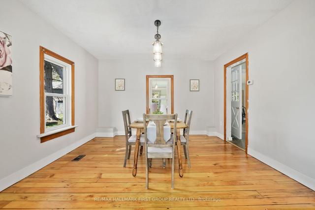 11 Church St E, House detached with 2 bedrooms, 2 bathrooms and 3 parking in Cramahe ON | Image 2