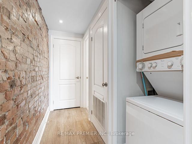 10 St Annes Rd, House semidetached with 4 bedrooms, 3 bathrooms and 0 parking in Toronto ON | Image 10