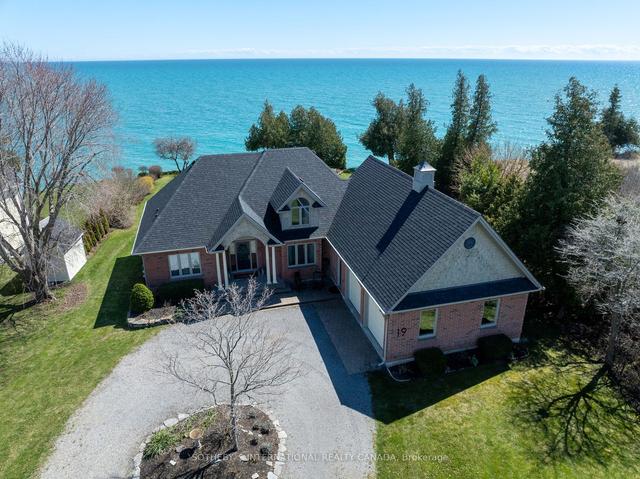 19 Skiff Cove Road, House detached with 3 bedrooms, 4 bathrooms and 8 parking in Prince Edward County ON | Image 1