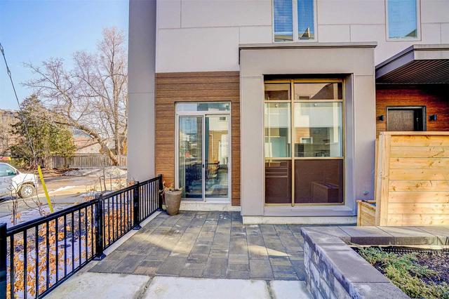 1 - 35 Dervock Cres, Townhouse with 4 bedrooms, 4 bathrooms and 2 parking in Toronto ON | Image 32