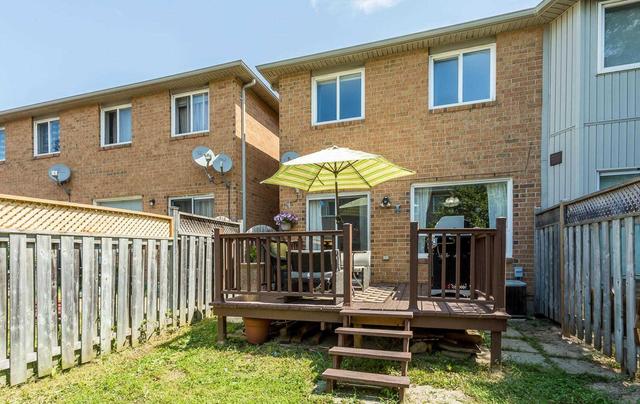 41 - 4 Sinclair Crt, Townhouse with 3 bedrooms, 4 bathrooms and 1 parking in Brampton ON | Image 20