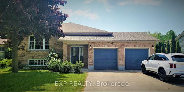 14 Church St, House detached with 3 bedrooms, 3 bathrooms and 11 parking in Kincardine ON | Image 1