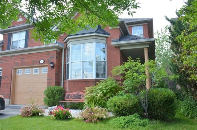 1645 Gowling Terr, House semidetached with 3 bedrooms, 3 bathrooms and 2 parking in Milton ON | Image 1