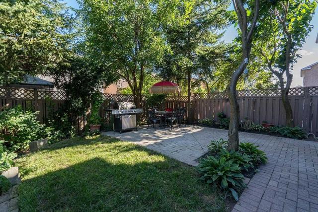 3818 Cedar Hedge Rise, House detached with 4 bedrooms, 3 bathrooms and 5 parking in Mississauga ON | Image 21