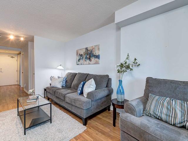 511 - 7 Bishop Ave, Condo with 2 bedrooms, 2 bathrooms and 1 parking in Toronto ON | Image 4