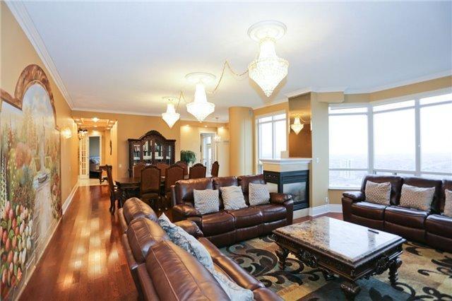 Tph03 - 35 Kingsbridge Garden Circ, Condo with 3 bedrooms, 3 bathrooms and 2 parking in Mississauga ON | Image 11