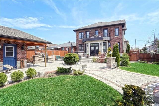 2 Highland Hill, House detached with 4 bedrooms, 5 bathrooms and 4 parking in Toronto ON | Image 20