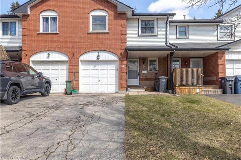 9 Grandridge Crescent, House attached with 3 bedrooms, 1 bathrooms and 3 parking in Guelph ON | Card Image