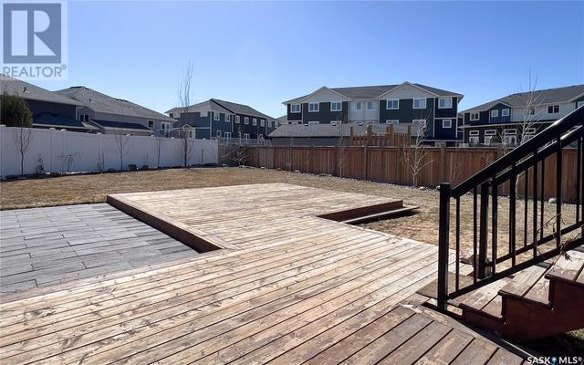 1031 Kloppenburg Bend, House detached with 6 bedrooms, 3 bathrooms and null parking in Saskatoon SK | Image 33