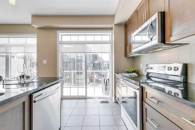 unit 11 - 3026 Postridge Dr, House attached with 4 bedrooms, 4 bathrooms and 4 parking in Oakville ON | Image 4