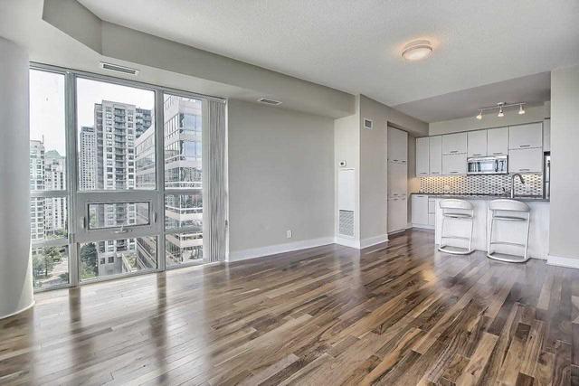 1207 - 26 Norton Ave, Condo with 2 bedrooms, 2 bathrooms and 1 parking in Toronto ON | Image 8