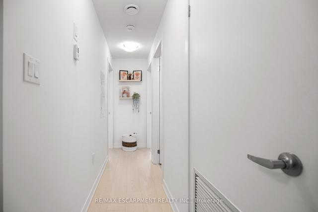 c2 - 10 Palace St, Townhouse with 2 bedrooms, 2 bathrooms and 1 parking in Kitchener ON | Image 5