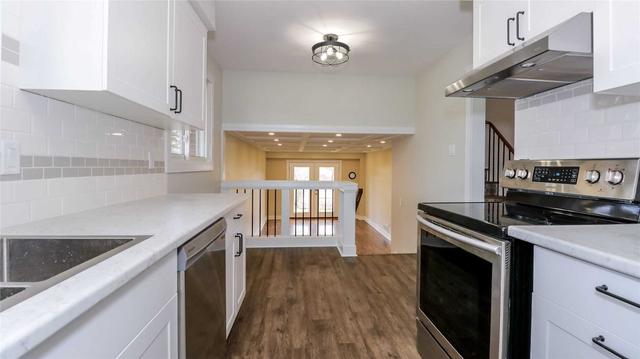 31 Jeffrey St, House detached with 3 bedrooms, 2 bathrooms and 3 parking in Barrie ON | Image 39