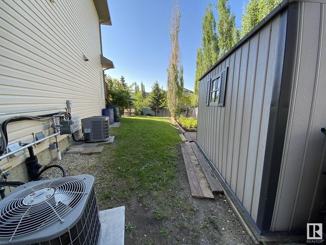 10903 176a Av Nw, House detached with 4 bedrooms, 3 bathrooms and 6 parking in Edmonton AB | Image 40