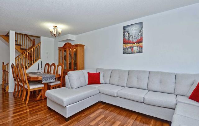 41 Sufi Cres, House attached with 3 bedrooms, 4 bathrooms and 3 parking in Toronto ON | Image 23