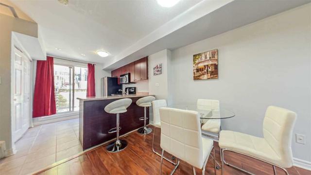 111 - 870 Jane St, Townhouse with 2 bedrooms, 2 bathrooms and 1 parking in Toronto ON | Image 10
