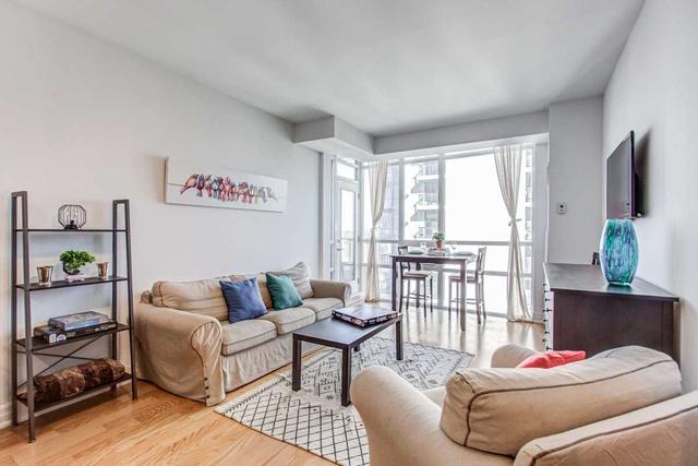 1305 - 500 St Clair Ave W, Condo with 2 bedrooms, 2 bathrooms and 1 parking in Toronto ON | Image 1