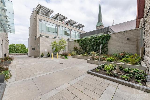 1001 - 428 Sparks Street, Condo with 1 bedrooms, 1 bathrooms and 1 parking in Ottawa ON | Image 4