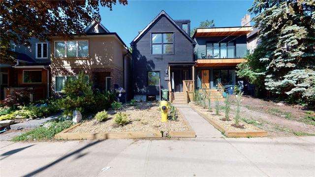 unit 2 - 320 Albany Ave, House detached with 2 bedrooms, 1 bathrooms and 1 parking in Toronto ON | Image 1